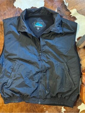 Hi-Mountain Men's Black Quilted Vest with Fleece Lining Men’s Big and Tall